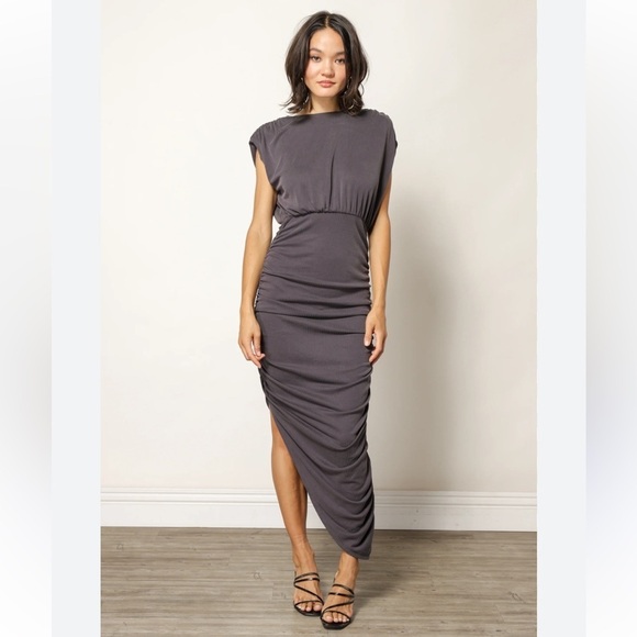 Line and Dot Desiree Ruched Midi Dress - Picture 1 of 10